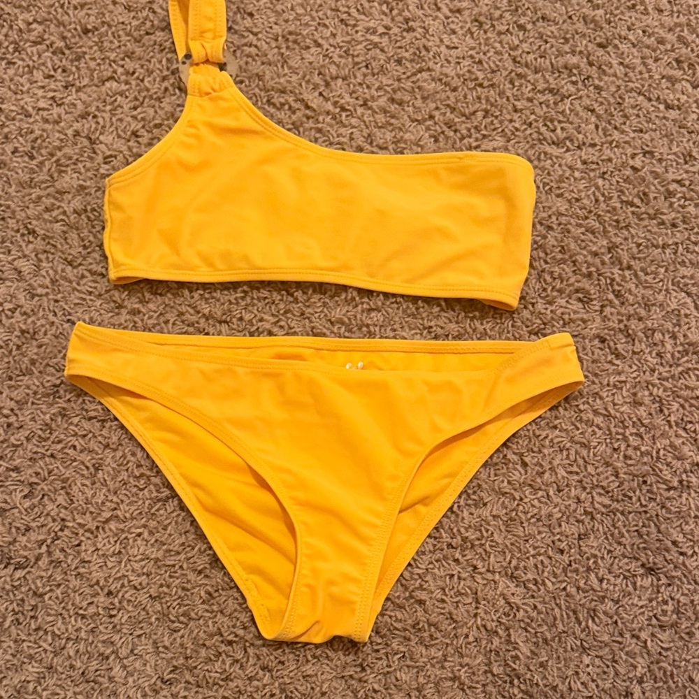 Women’s One-Shoulder Bikini Set in Yellow